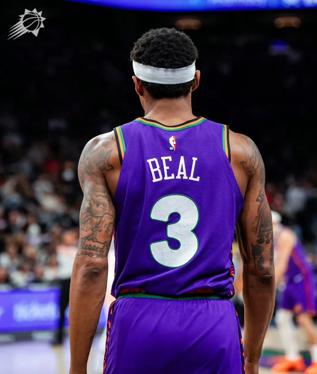 赛后突围战来临，菲尼克斯太阳围绕德甲篮板制胜，管理层满意，年轻球员得到机会的简单介绍