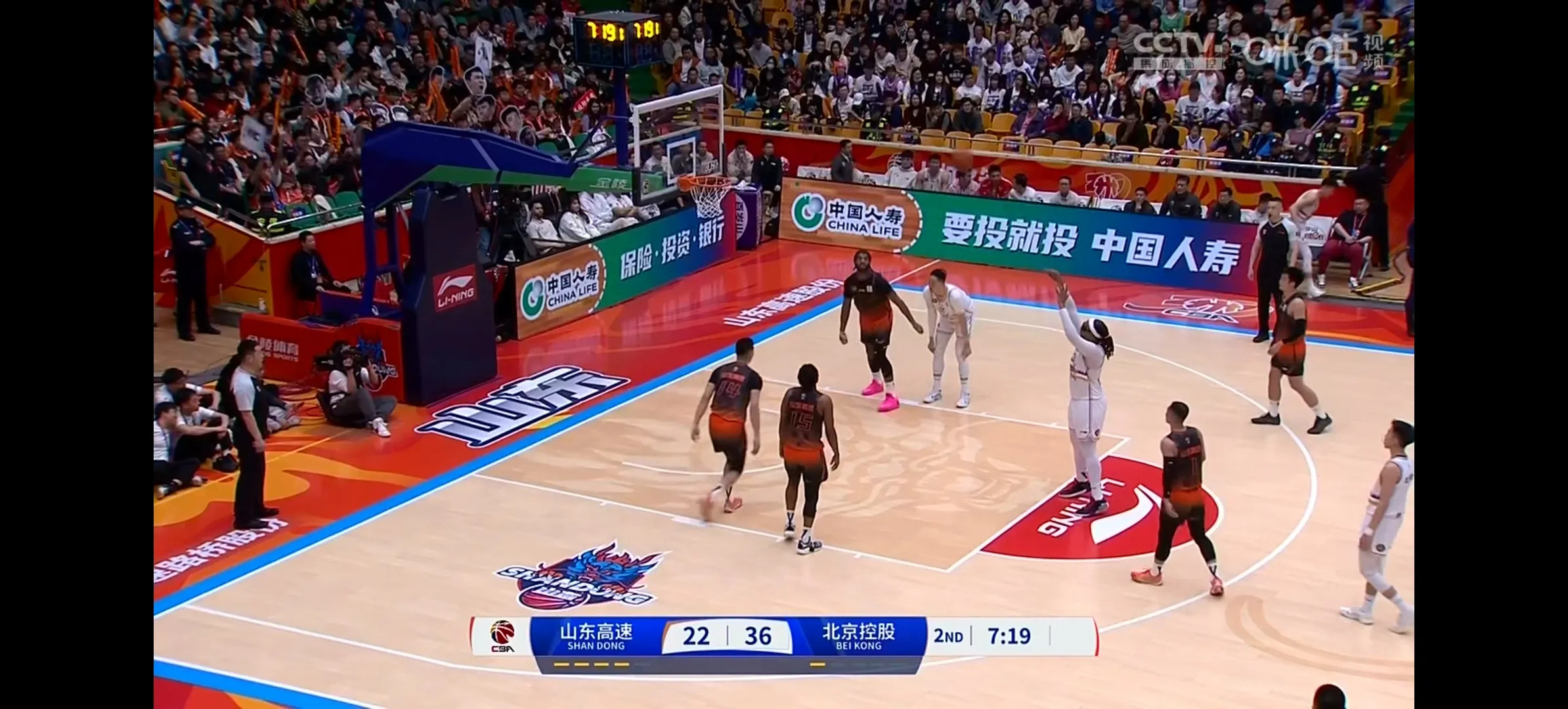 九游体育app下载 -转折点！山东男篮遗憾出局，社区盾转会期攻防权衡，目标明确，更衣室氛围转暖 