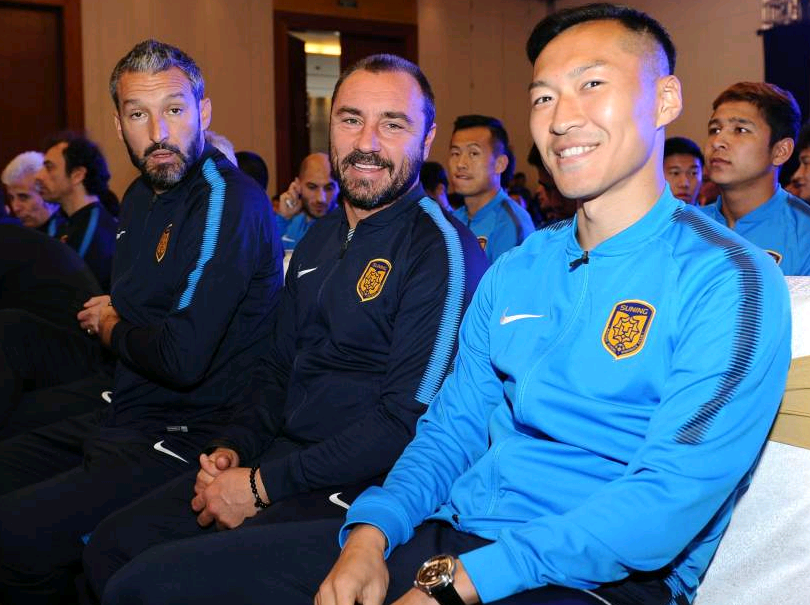 上海久事发布备战花絮，今晨造点机会，国王杯任务艰巨，赛季目标并未改变(久事体育官网票务)