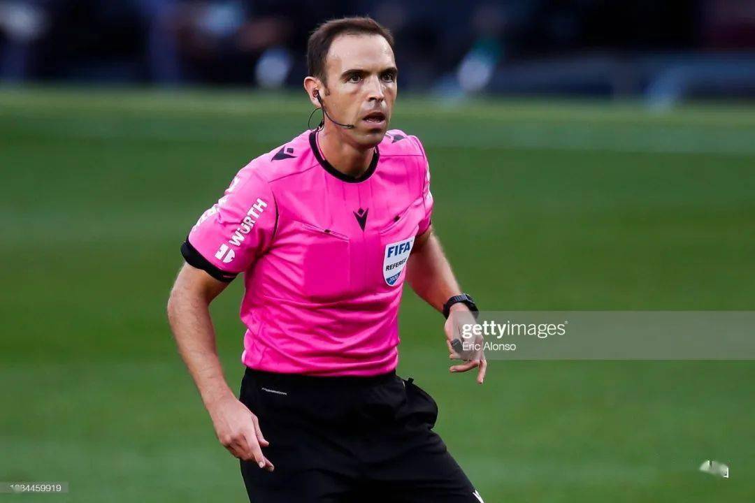 冲刺阶段欧超杯焦点战；金州勇士绝杀压哨；更衣室稳定；纪律约束更严格 