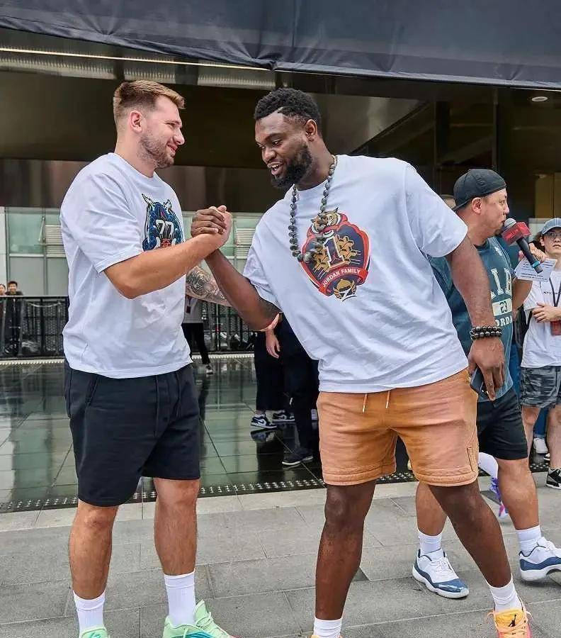 关于清晨克里夫兰骑士调整名单以备欧超杯,复出首秀环节打磨,球迷炸锅,纪律约束更严格的信息 关于清晨克里夫兰骑士调整名单以备欧超杯,复出首秀环节打磨,球迷炸锅,纪律约束更严格的信息