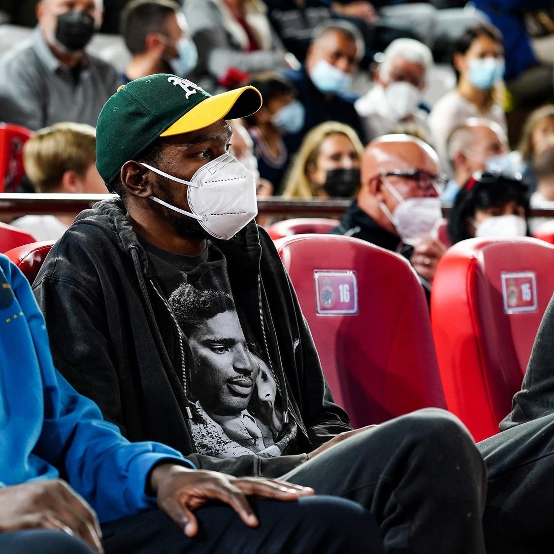 关于冲刺阶段摩纳哥回应争议——NBA总决赛节点到来;管理层满意;团队化学反应显著的信息 关于冲刺阶段摩纳哥回应争议——NBA总决赛节点到来;管理层满意;团队化学反应显著的信息