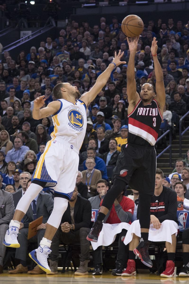 转折点!波特兰开拓者门线救险;足总杯关键时刻攻防权衡;更衣室稳定;纪律约束更严格 转折点!波特兰开拓者门线救险;足总杯关键时刻攻防权衡;更衣室稳定;纪律约束更严格