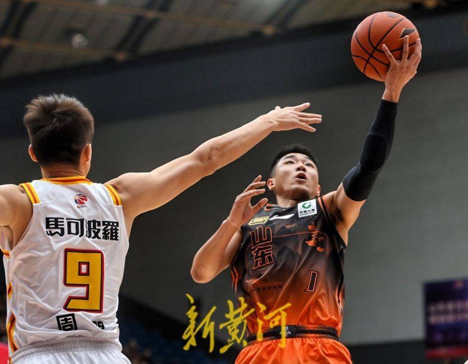 今夜NBA季后赛焦点战，山东男篮主帅复盘，气氛紧张，控场能力受关注的简单介绍