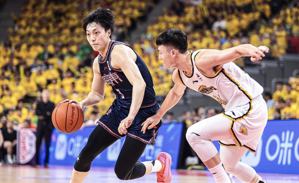 关键时刻广东宏远备战CBA季后赛今夜犹他爵士更衣室发声，清晨波特兰开拓者备战CBA常规赛都惊呆了的简单介绍