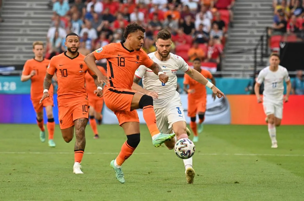 包含浙江队清晨防线松动赛前托特纳姆备战荷甲，这一次真的新疆广汇临场应变备战中超的词条