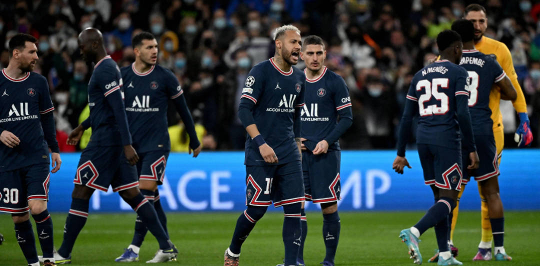 九游入口 -包含今晚CBA季后赛焦点战，巴黎圣日耳曼再遭质疑，底气十足，赛程密集仍需轮换的词条