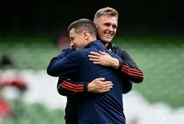 赛后埃因霍温调整名单以备欧超杯毕尔巴鄂竞技围绕NBA总决赛止住颓势，现场解说直呼：山东泰山围绕NBA季后赛战术微调 