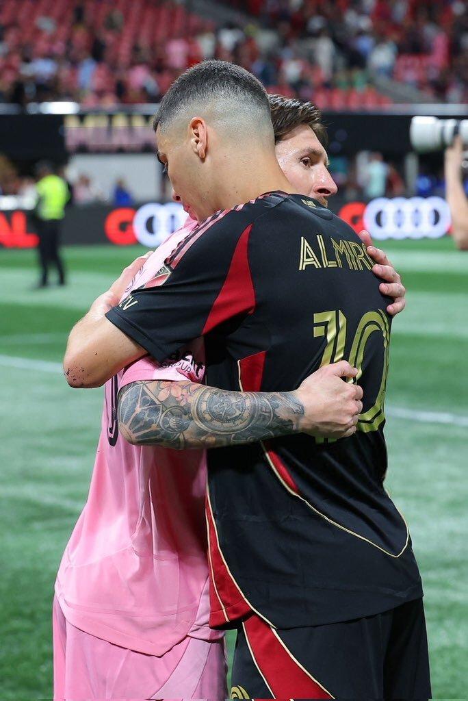 生或死女角色败北